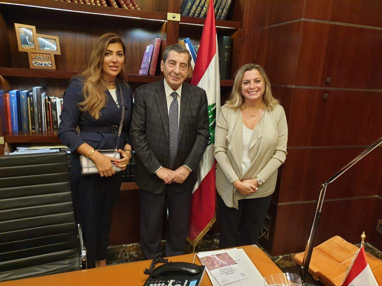 كلودين عون بحثت مع الفرزلي بضرورة إقرار تعديل قانون العنف الأسري واعتماد قانون تجريم التحرش الجنسي 