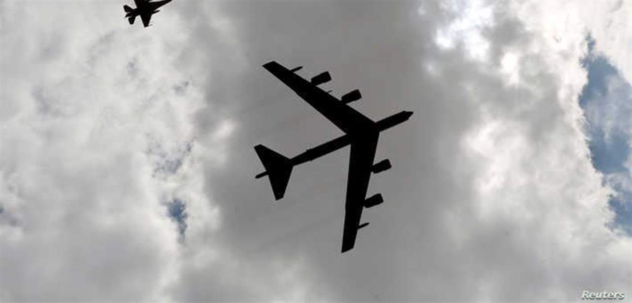 قاذفة القنابل B-52  الاميركية في طريقها إلى الشرق الأوسط..
