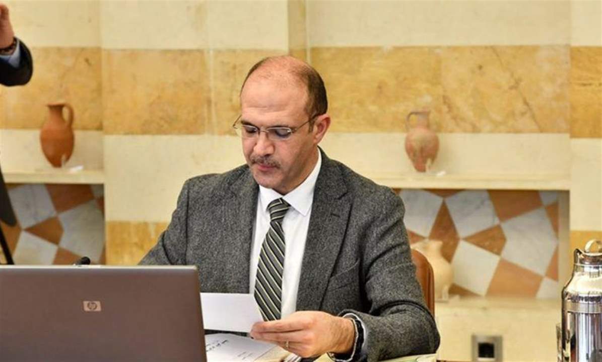 وزير الصحة حمد حسن يكشف عبر الجديد موعد وصول اللقاحات إلى لبنان