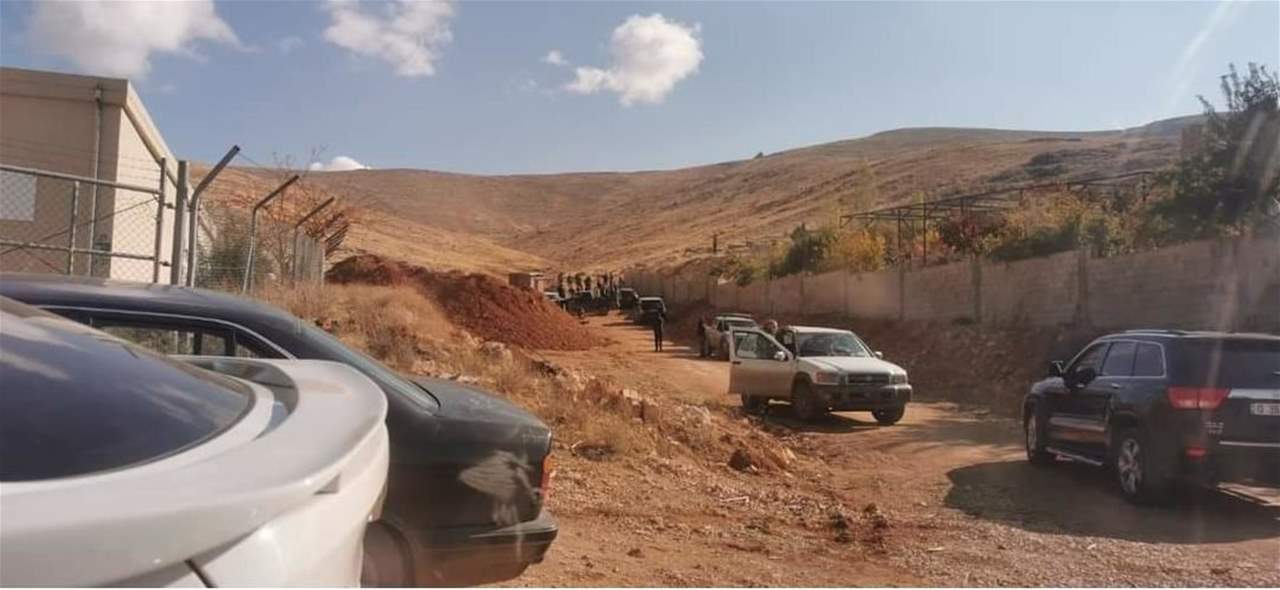 قطع طريق في بعلبك احتجاجاً على قمع مخالفات بناء