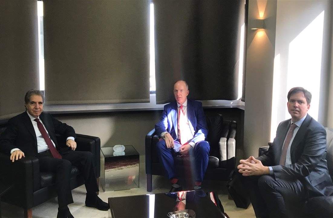 وزني اجتمع مع مديري شركتين للتدقيق الحسابي والمالي