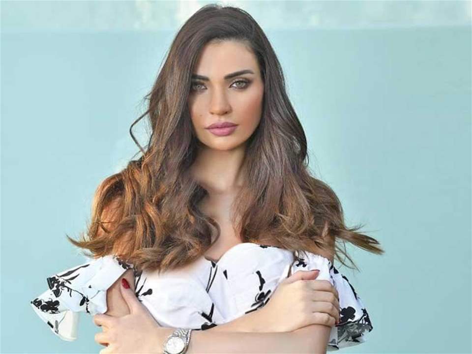 مصر تفتح أبوابها لـ داليدا خليل وتكرّمها كـ "أفضل مطربة شابة"