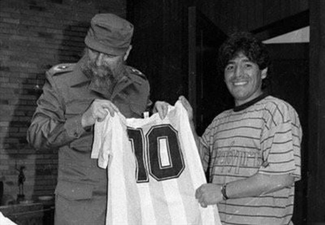 مارادونا امتلك منزلاً في كوبا ونجل فيديل كاسترو ذكّر به