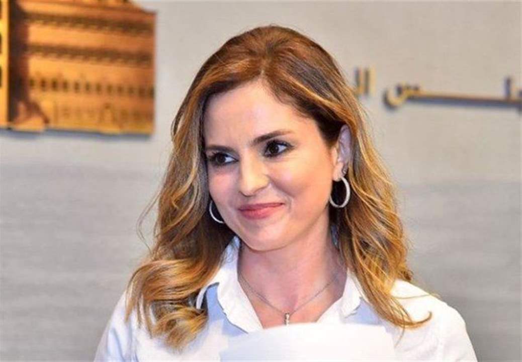 عبد الصمد اتصلت بفهمي وتأكيد على استثناء الإعلاميين من منع التجول