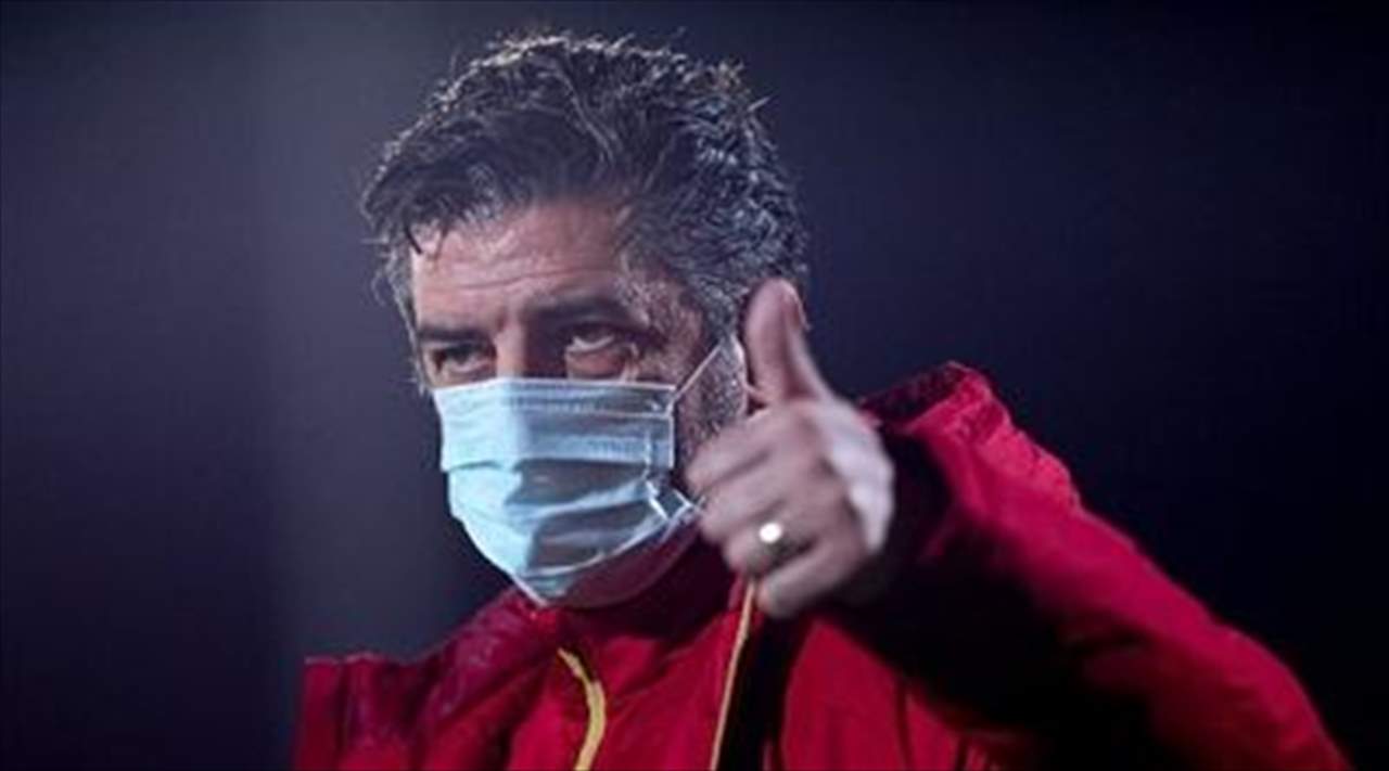 هل يكون مدرب النصر المُقال قائداً للفريق البرازيلي الشهير؟