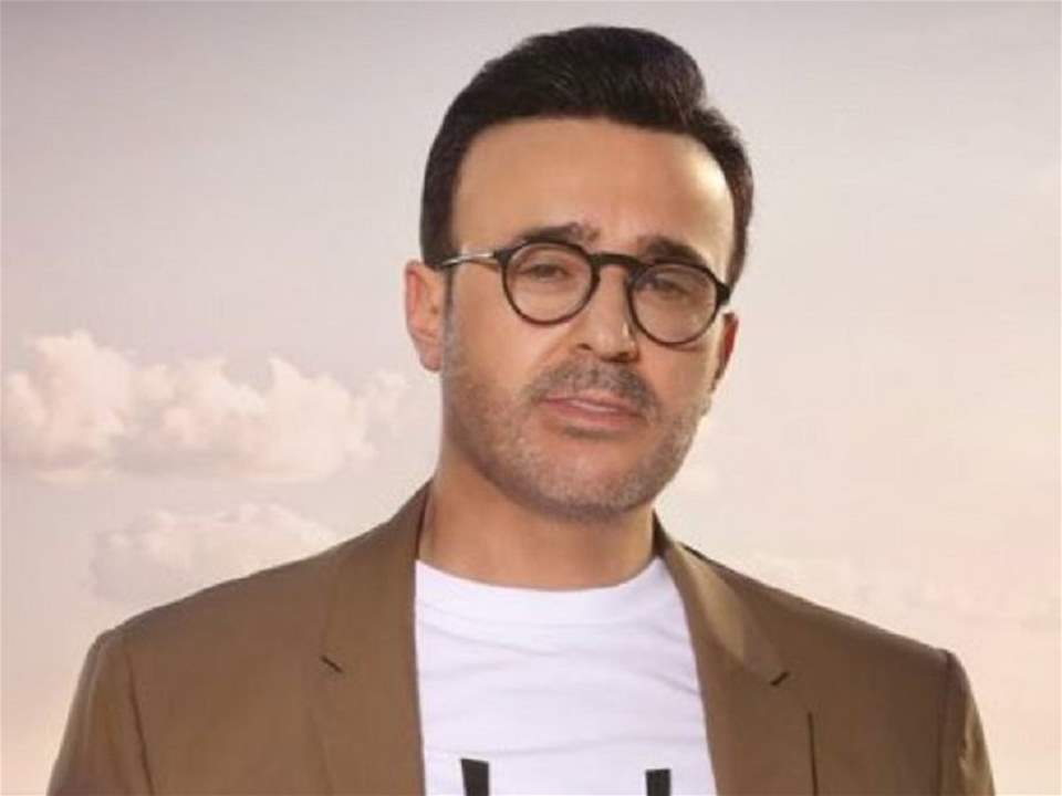 صابر الرباعي أنا شعلةٌ لا تنطفـــي