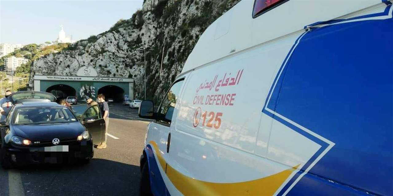 جريحة بحادث سير على المسلك الغربي لأوتوستراد نهر الكلب