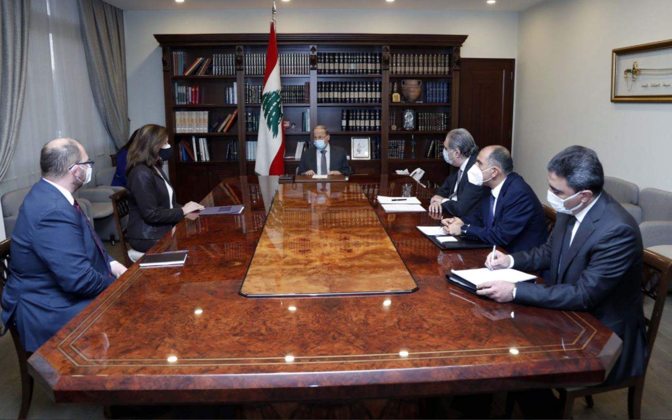 الرئيس عون استقبل السفيرة شيا: لمعاودة مفاوضات الترسيم..