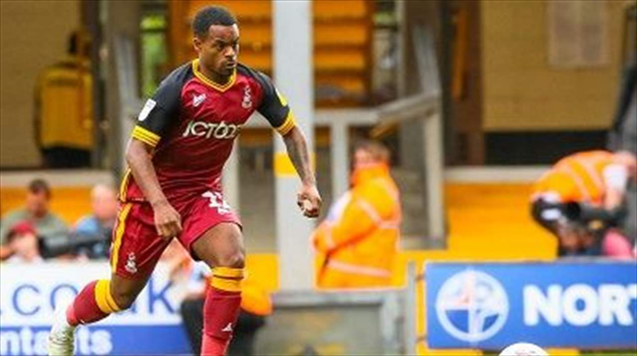 سجن لاعب كرة قدم بتهمة ممارسة الجنس مع فتيات قاصرات