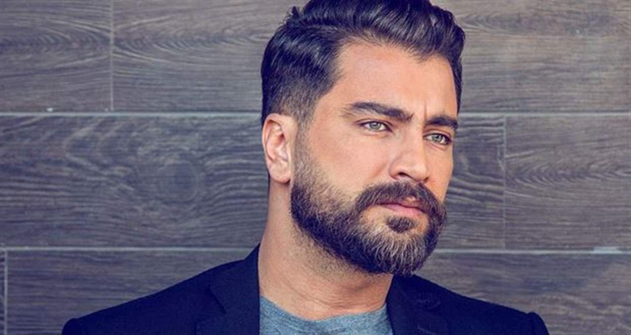 معتصم النهار يعتمد ستايل الـ Cowboy بأحدث إطلالة له