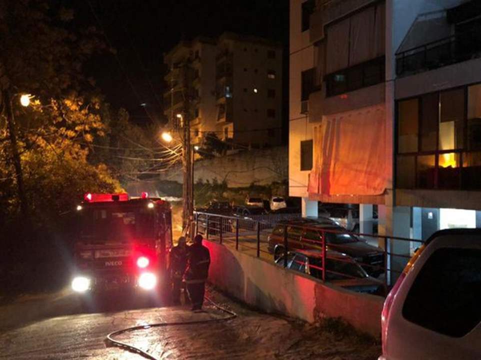 إخماد حريق داخل شقة في أدونيس.. وإخلاء 3 أشخاص بينهم طفلان 
