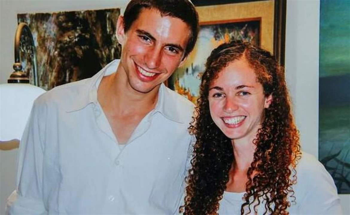 خطيبة الضابط الأسير هدار غولدين في غزة تتخلى عنه وترتبط بمستوطن