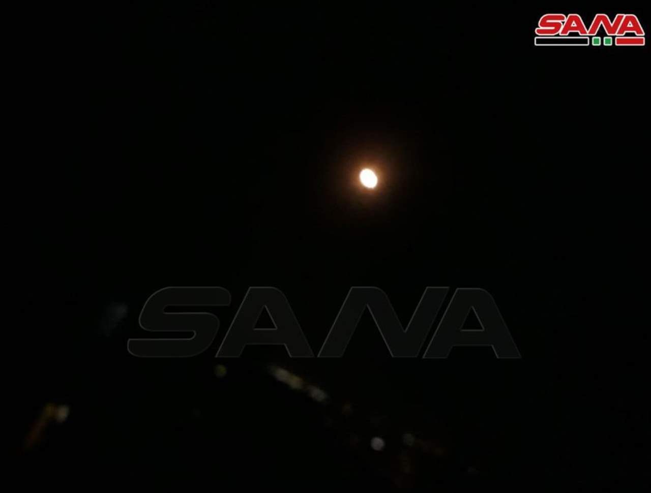 وكالة سانا: الدفاعات الجوية السورية تتصدى لصواريخ العدوان الإسرائيلي وتسقط عدداً منها
