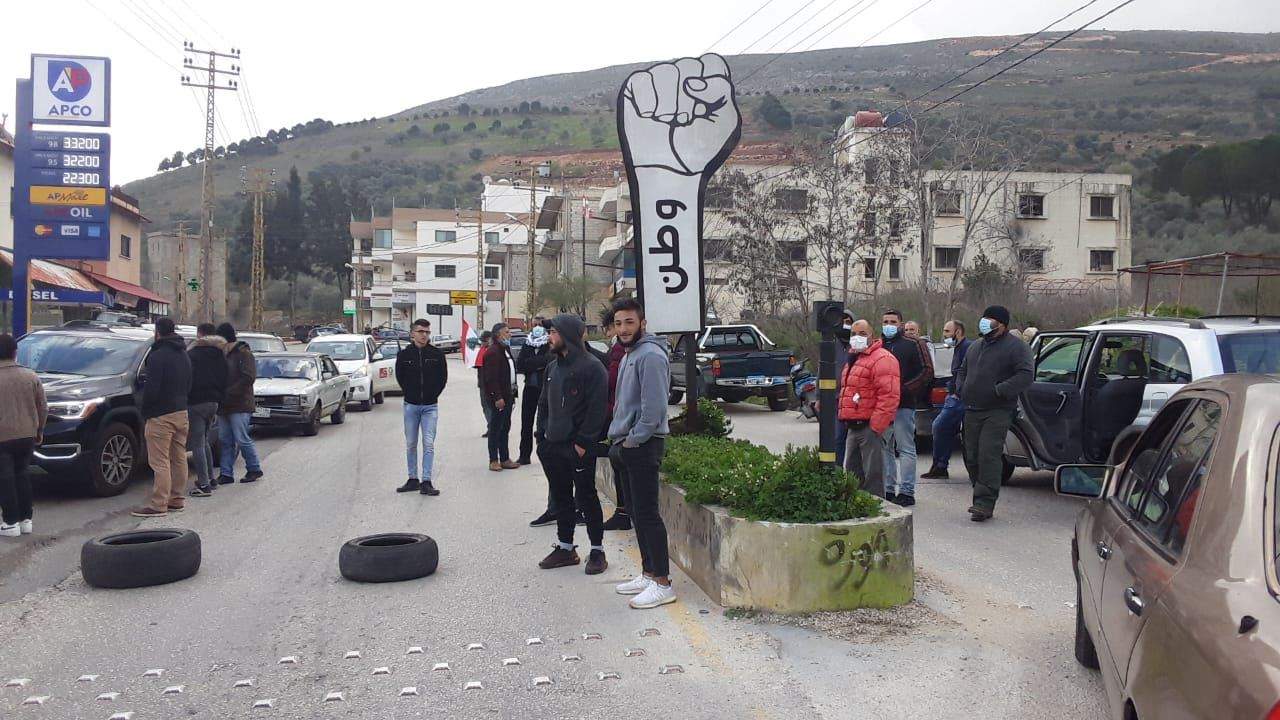  مراسل "الجديد": قطع طريق حاصبيا ـ مرجعيون عند مفترق سوق الخان 