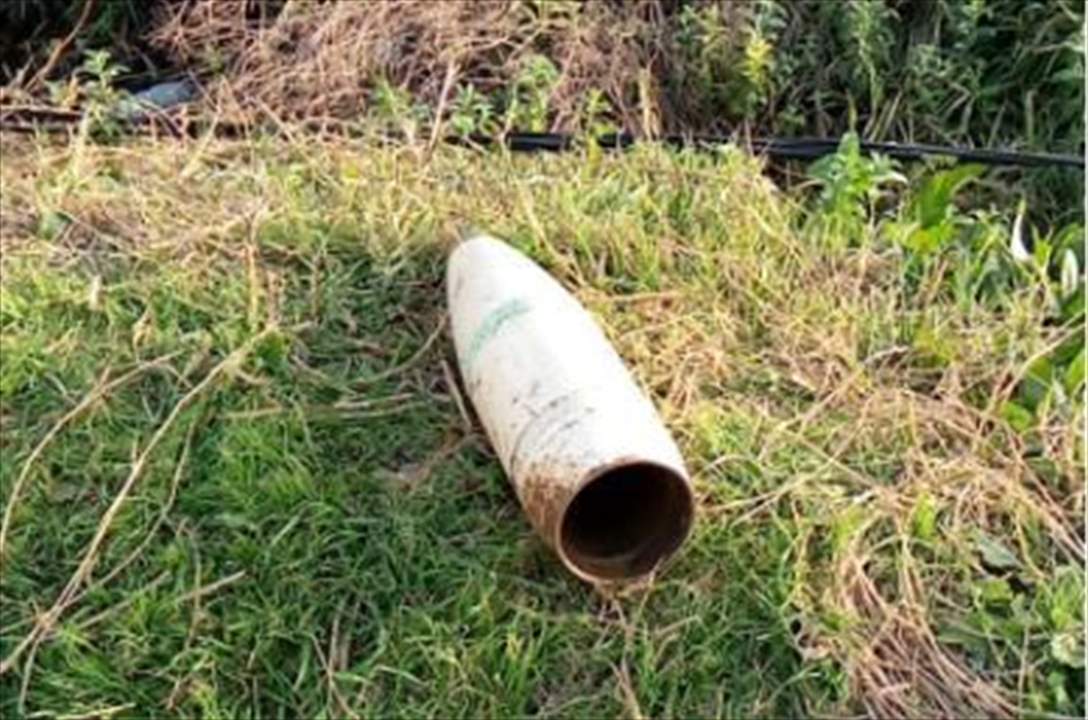 بالصور- العثور على "قذيفة  ١٥٥" في خراج بلدة بلدة تلعباس الغربي في عكار