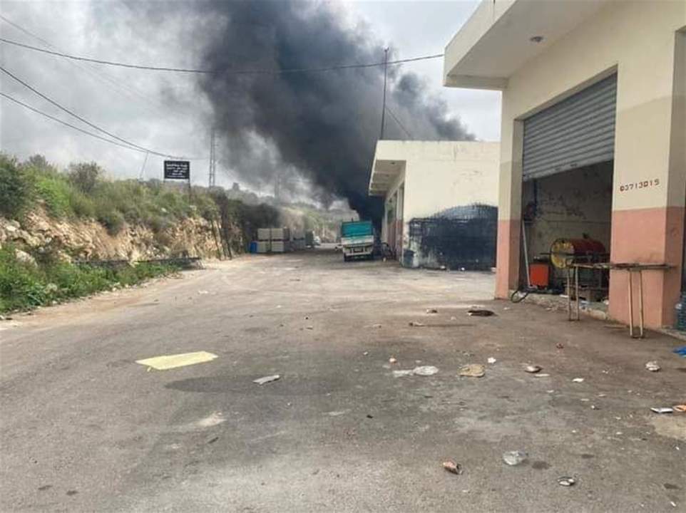 حريق داخل معمل زيوت في بلدة الزرارية