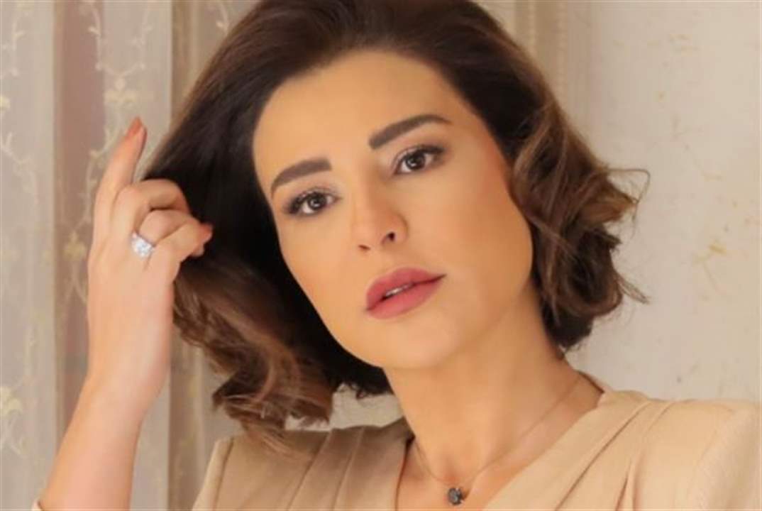 ماغي بو غصن تعلن هجرة ولديها من لبنان