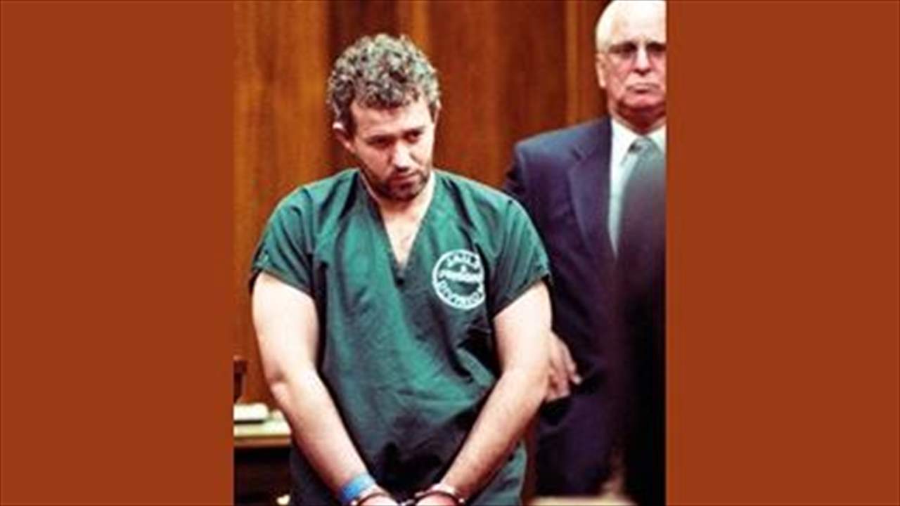 240 متهماً في "اليوم الأسود للكرة الجميلة" في انجلترا