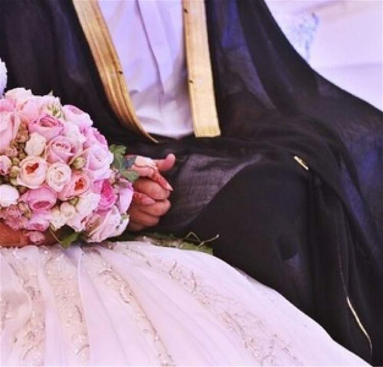 هاشتاغ "خلك رجّال وتزوج الرابعة" يثير الجدل في السعودية