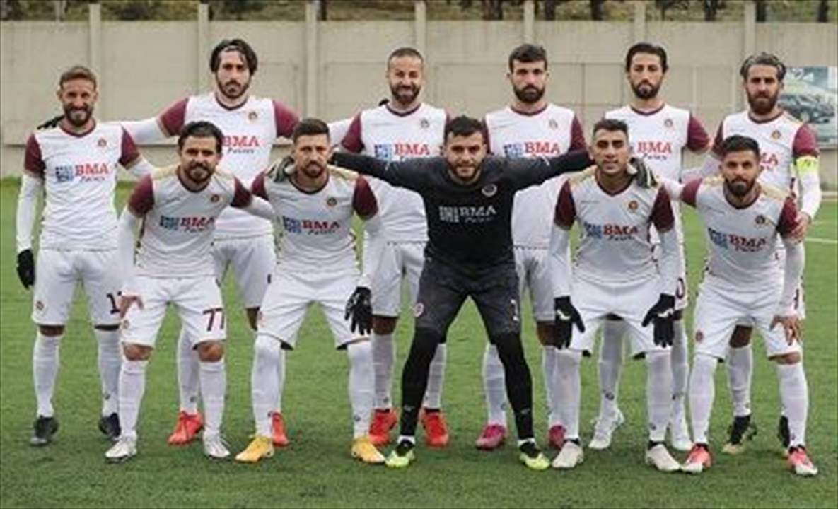 الدوري اللبناني: إنحصار المنافسة على اللقب "نظرياً" بين النجمة والأنصار 
