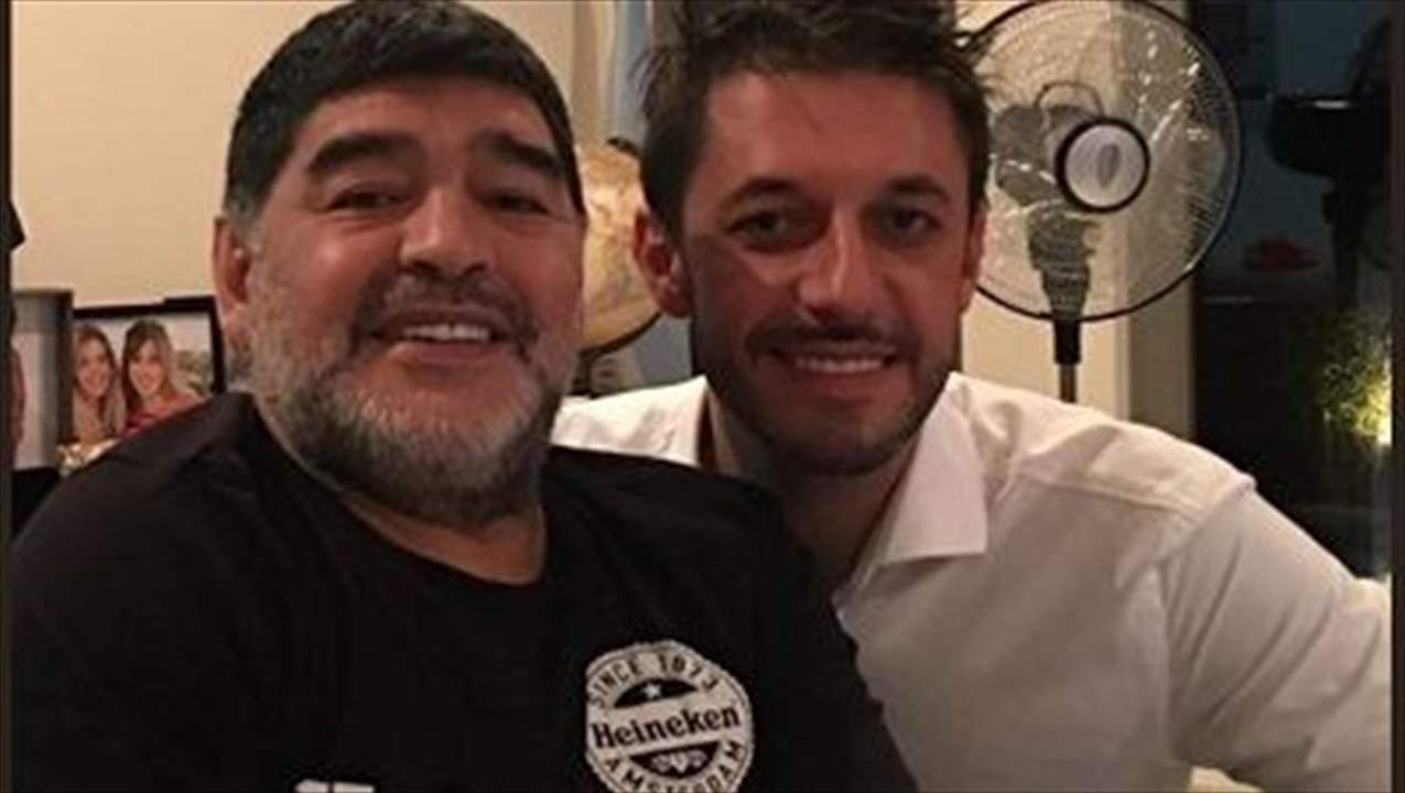 محامي مارادونا يشنّ حملة على ابنتيه: سرقتاه وتخلّتا عنه فمات وحيداً !!