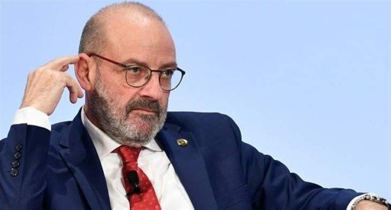 معلومات ووثائق متصلة بملف انفجار المرفأ.. ماذا في جعبة الصرّاف؟