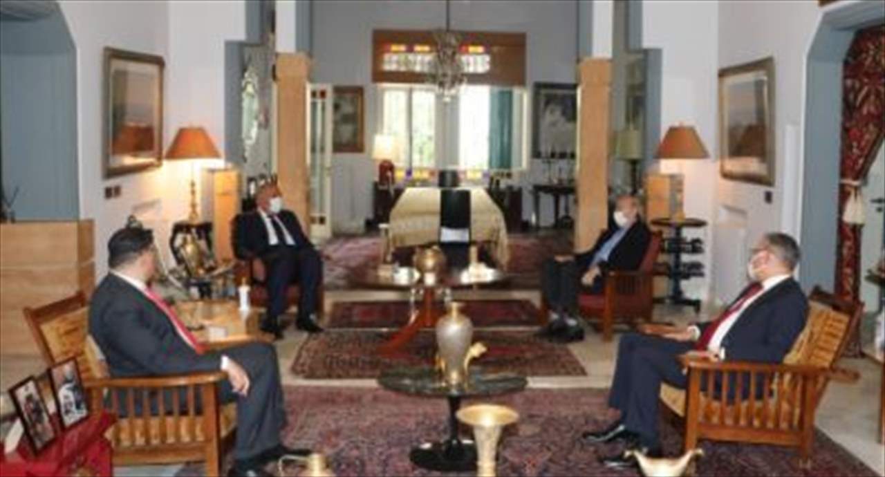 جنبلاط استقبل وزير الخارجية المصري والبحث تناول المستجدات اللبنانية والعربية 