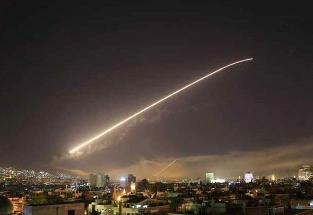 الدفاعات الجوية السورية تتصدى لهجومٍ إسرائيليّ في أجواء دمشق