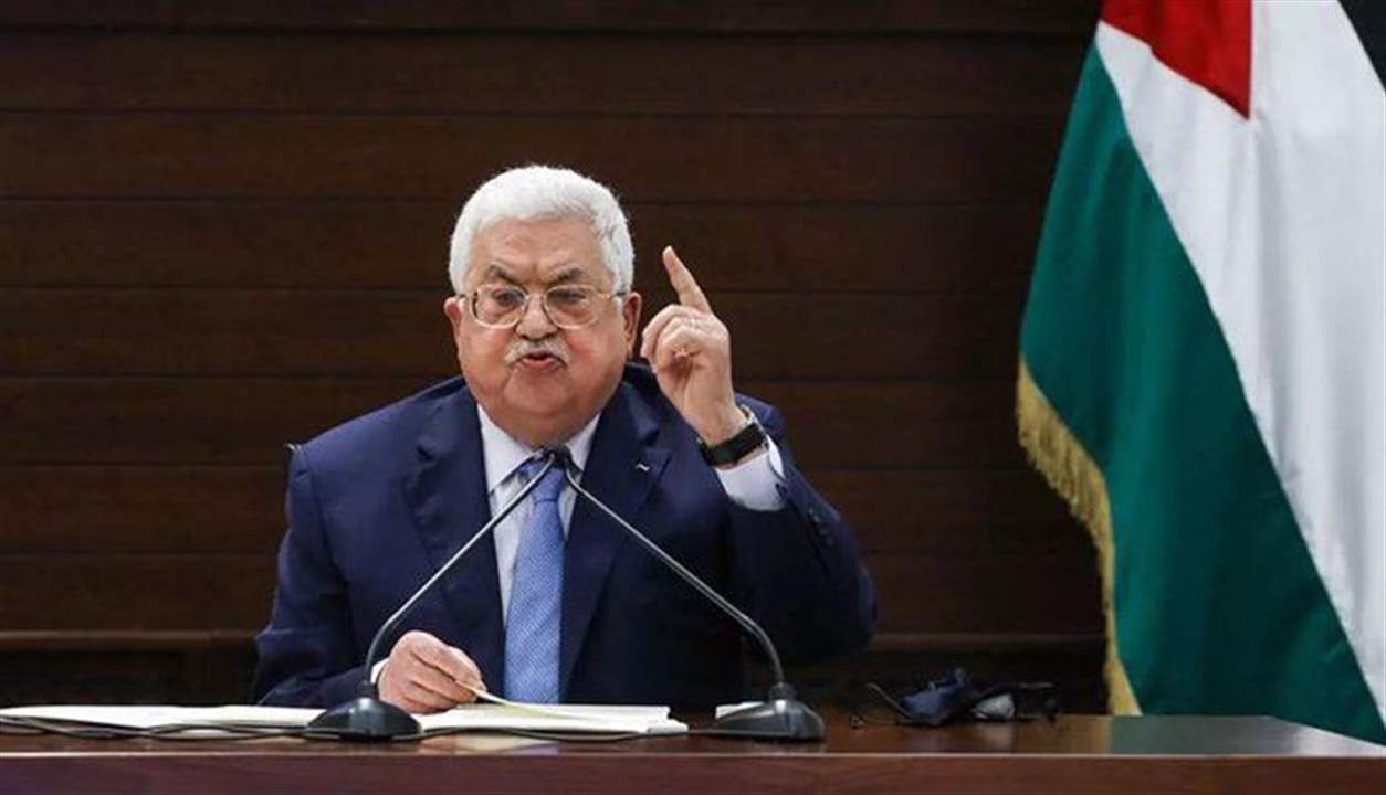 إعلان محمود عباس تأجيل الانتخابات يُشعل غضب الشارع الفلسطيني