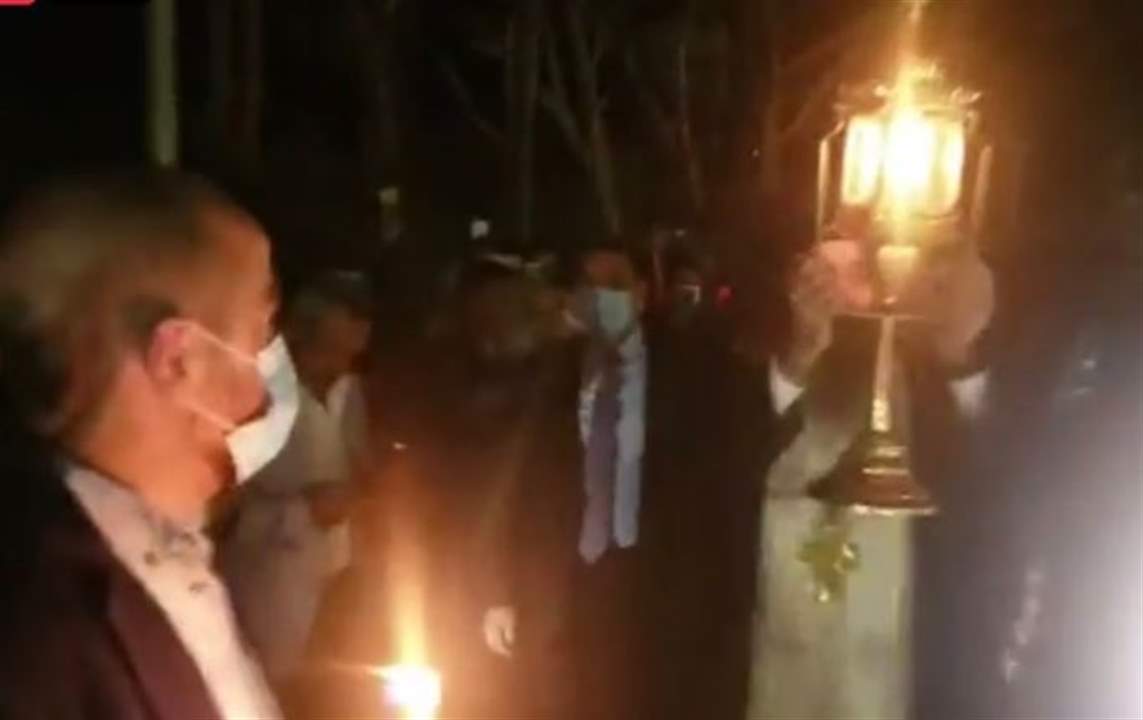 وصول شعلة النور المقدس إلى دير سيدة البلمند