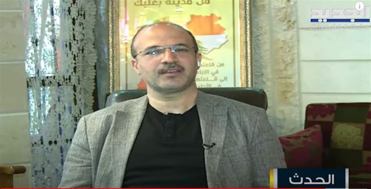 حمد حسن: سأتلقى لقاح أسترازنيكا