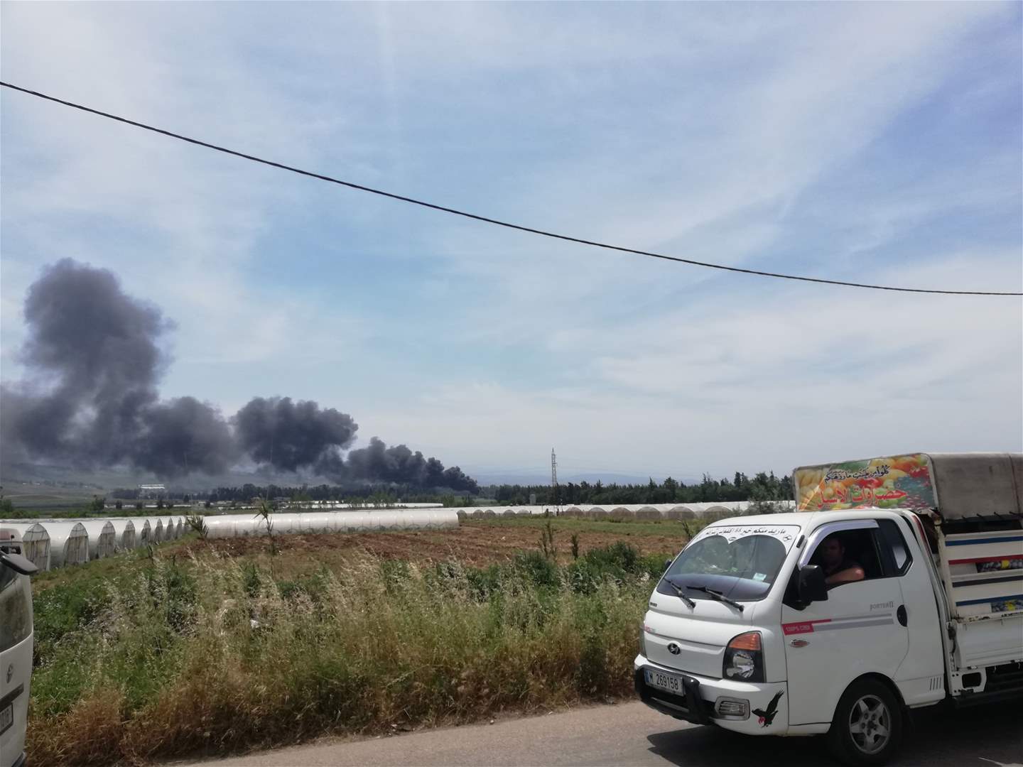 مراسل "الجديد": اشتعال خط أنابيب النفط في بلدة الشيخ عياش في سهل عكار