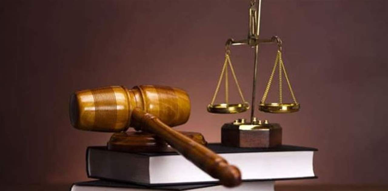 طعمة أصدر قرارا بإلقاء الحجز الإحتياطي على السيارات المملوكة من أحد المصارف  لتصفية غرامة إكراهية