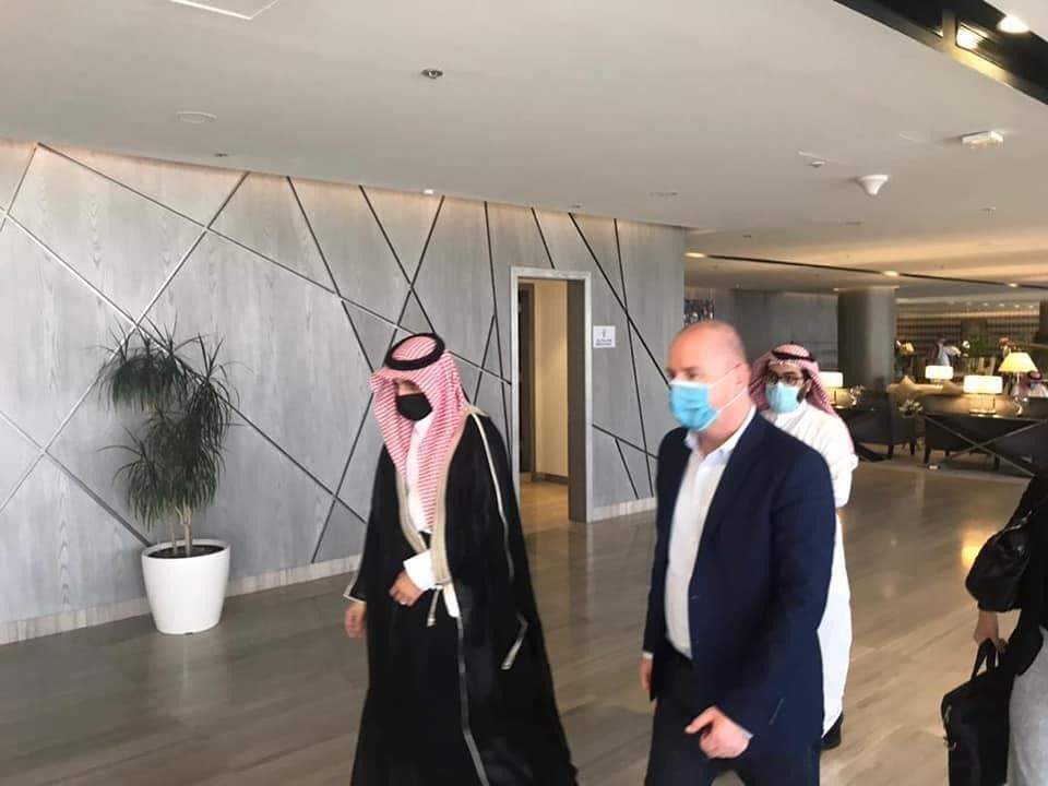 وزير السياحة السوري يصل الرياض بدعوة من نظيره السعودي