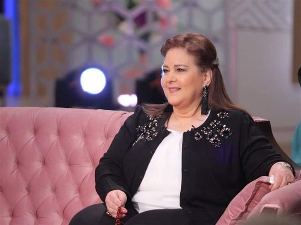 دلال عبد العزيز لا تزال بحاجة إلى كمية كبيرة من الأوكسيجين