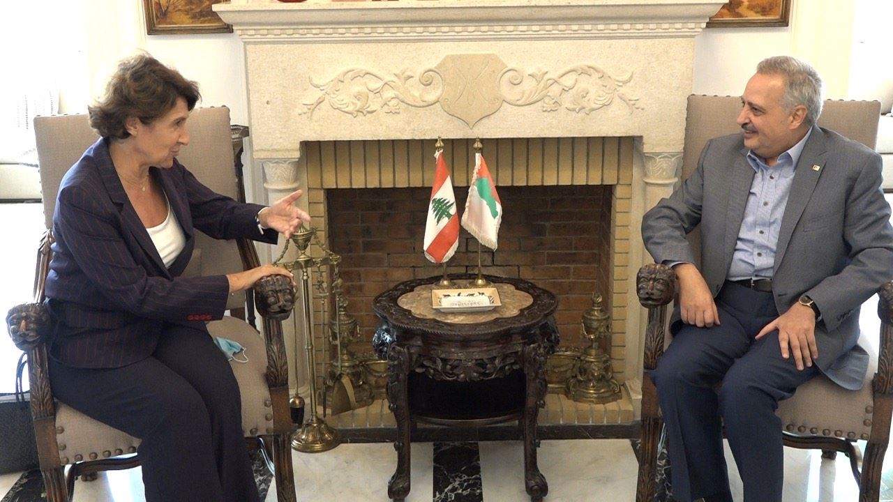 ارسلان عرض والسفيرة الفرنسية المستجدات في لبنان والمنطقة