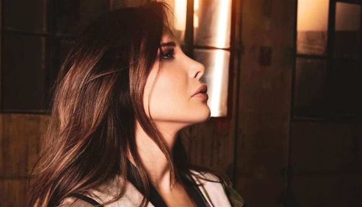 نانسي عجرم وحوالي المليون مشاهدة لبرومو ثاني أغنية من ألبومها الجديد 