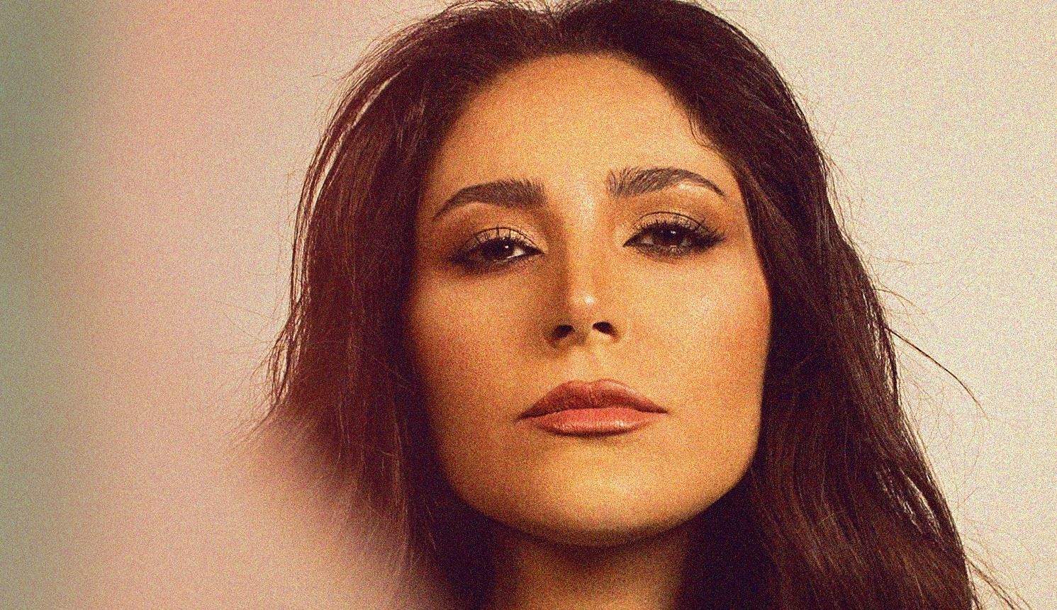 عبير نعمة تطلق ألبومها الجديد "بيبقى ناس"