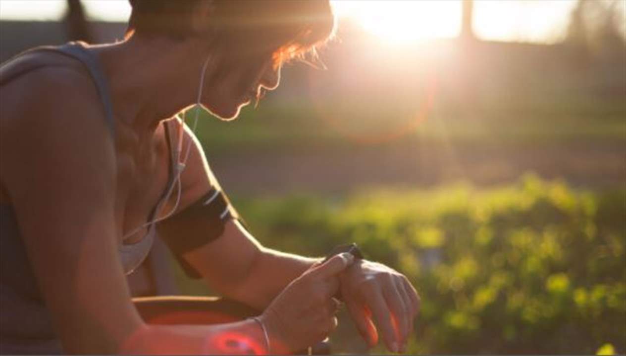  "فيسبوك" تخطط لإطلاق أول ساعة ذكية مزودة بكاميرتين الصيف المقبل