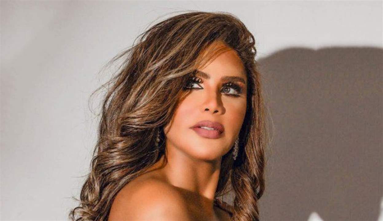 الفنانة هند البحرينية تعلن زواجها من نجم كرة سلة لبناني