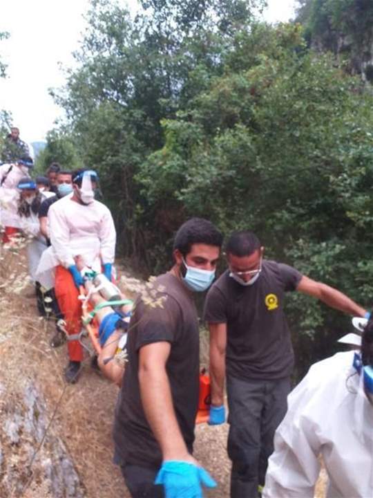 الوكالة الوطنية: إنقاذ شابين سقطا في وادي ملتقى النهرين في يحشوش الكسروانية أثناء ممارستهما هواية المشي 