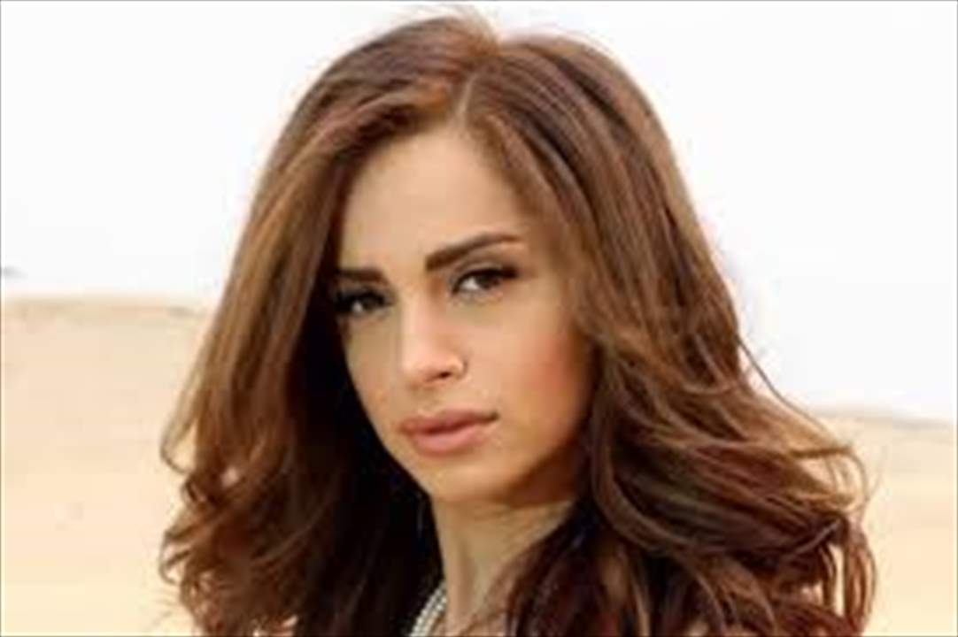 آمال ماهر توضح سبب قرارها إعتزال الفن