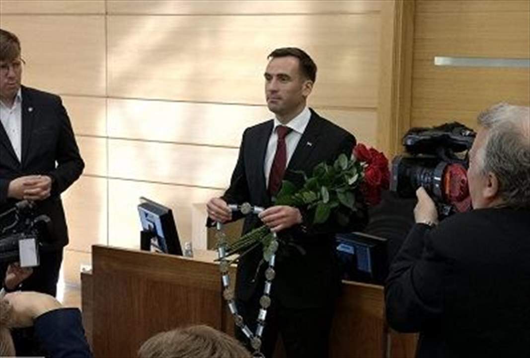 لماذا منعت روسيا عمدة عاصمة لاتفيا من دخول أرضيها؟