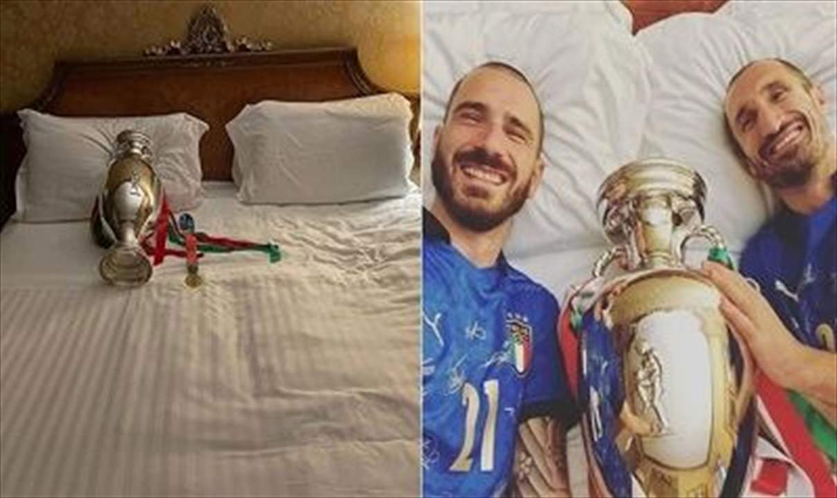 كيليني وبونوتشي مع الكأس على السرير: لا تقلقوا إنها تنام بأمان