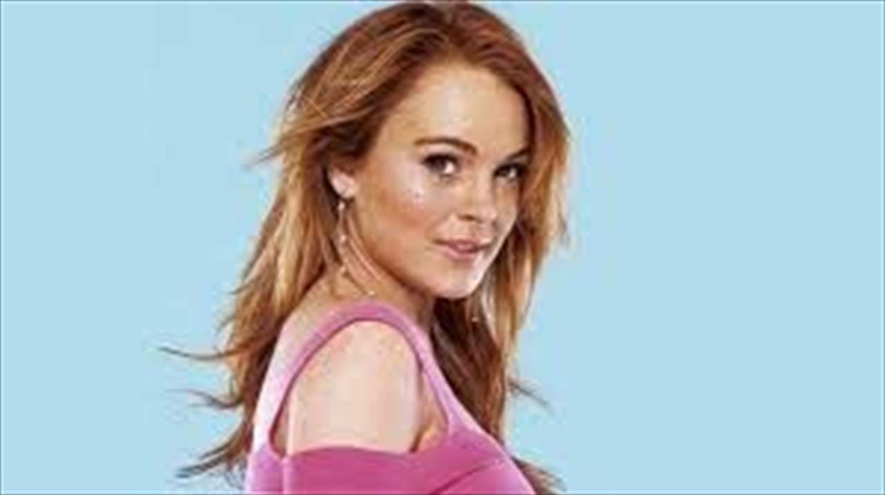 النجمة العالمية ليندسي لوهان تقضي وقتاً ممتعاً مع أصدقائها في لبنان