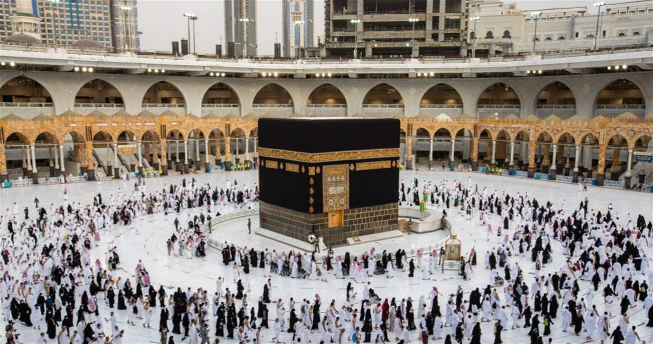 بالصور والفيديو: الحجاج يؤدون صلاة عيد الأضحى وطواف الإفاضة والملك سلمان يهنئ بتغريدة