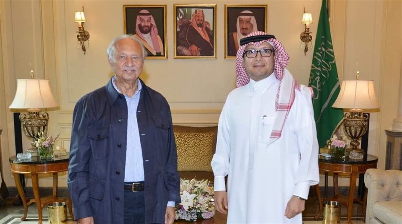 بخاري يستقبل الصفدي ويبحث معه آخر المستجدات السياسية في لبنان 
