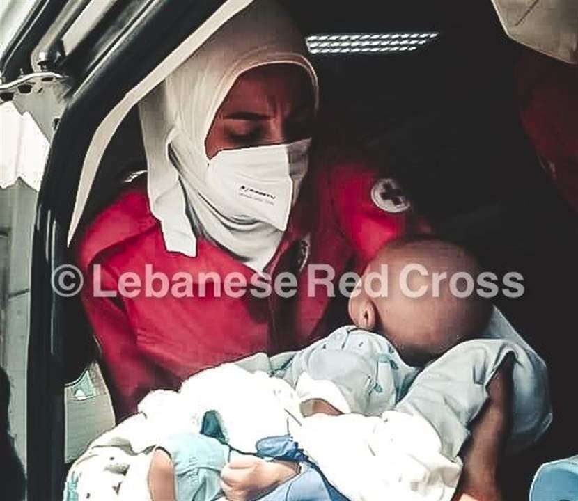 الصليب الاحمر اللبناني: استجابة 4 فرق لحريق مخزن في البداوي وعملت على نقل إصابتان الى المستشفى واخلاء 23 شخصا واسعاف 24 آخرين