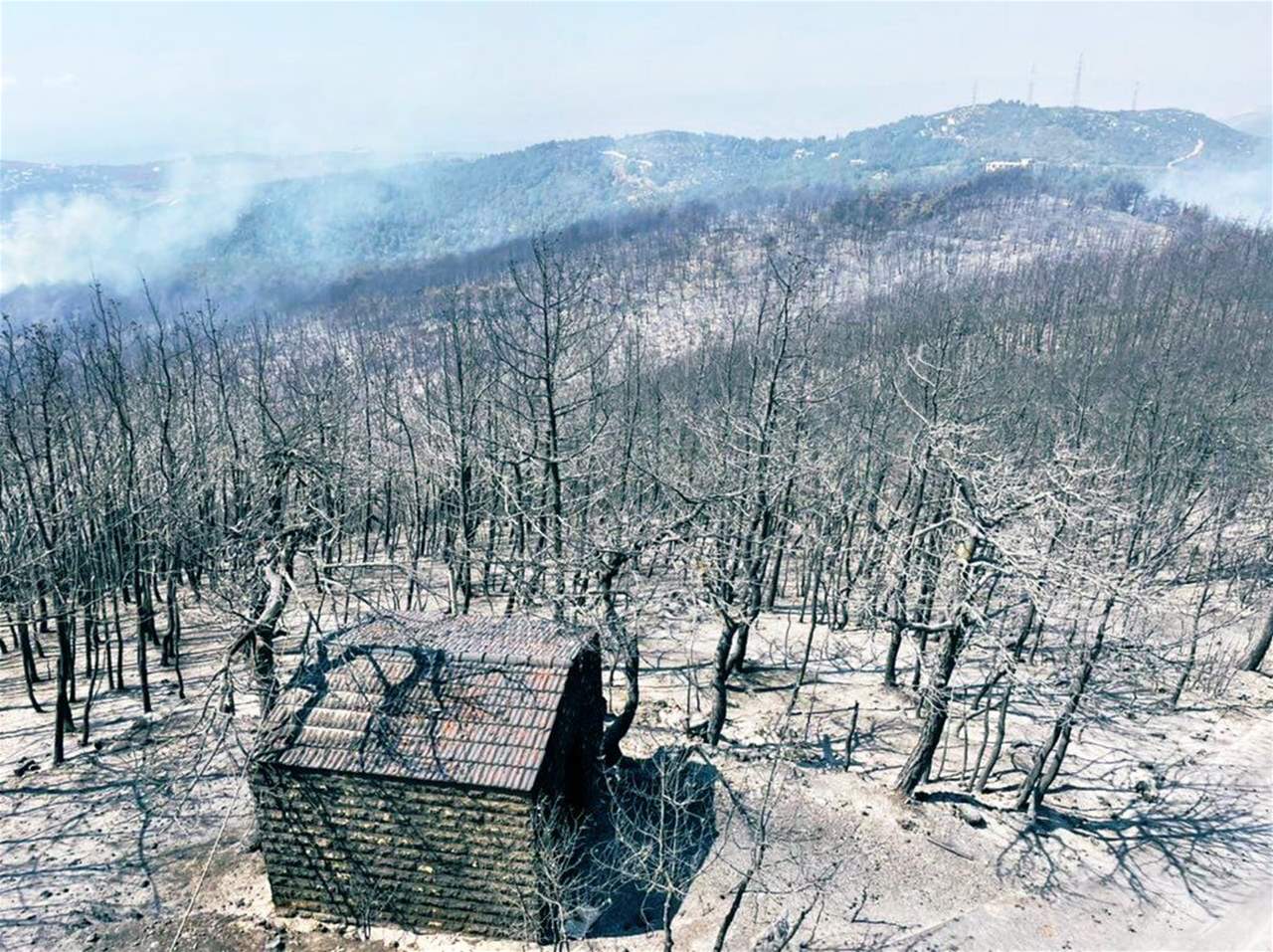 تأجيل جولة وزيري الزراعة والاتصالات لمناطق الحرائق في عكار