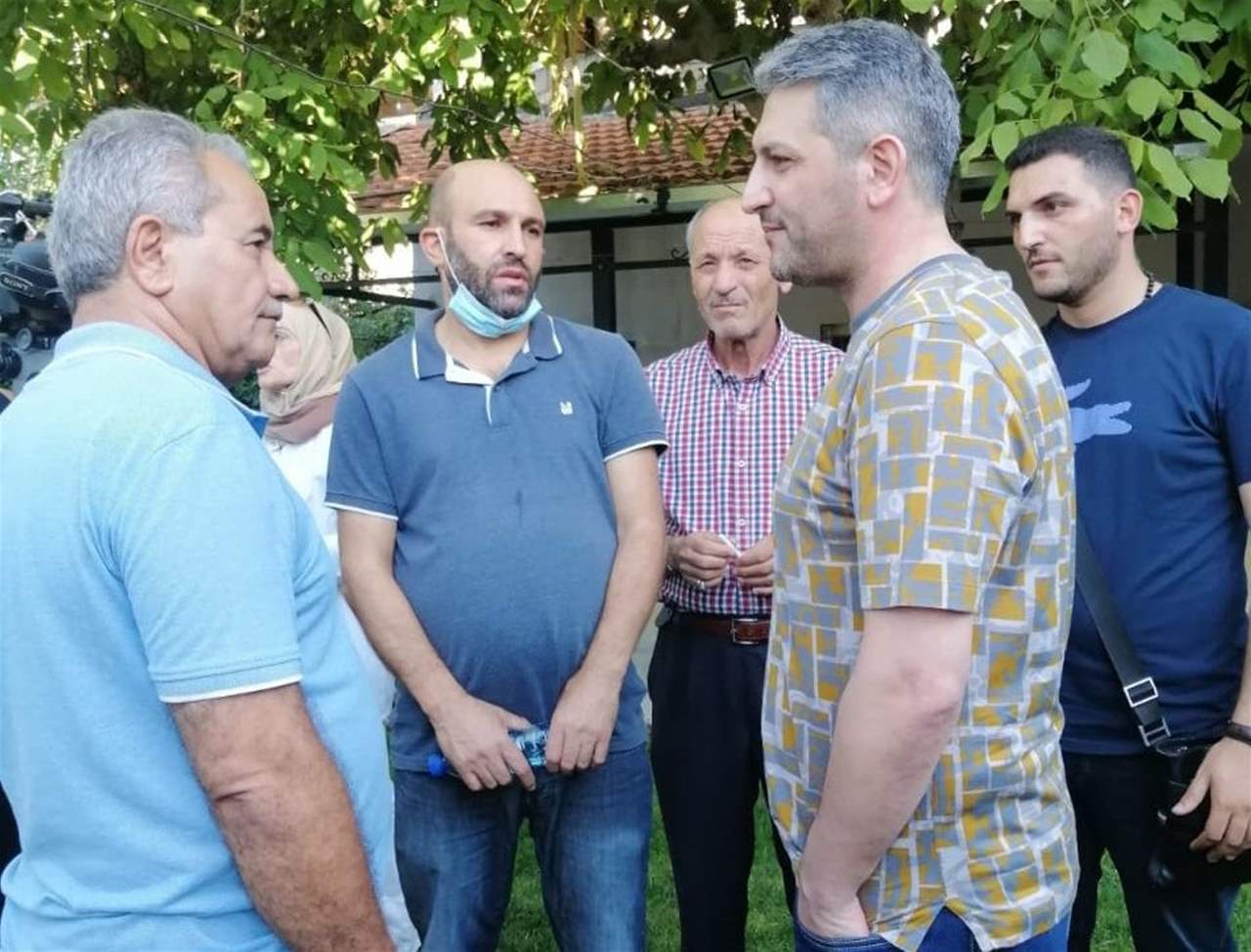 استعاد حريته بوساطة اللواء عباس ابراهيم  .. بلدة تمنين التحتا تستقبل ابنها حسين مرتضى بعد توقيفه 10 أشهر في الإمارات